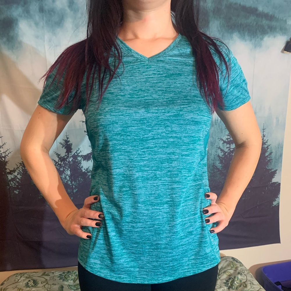 Athletic t shirt